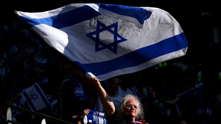 Israel football fan flag